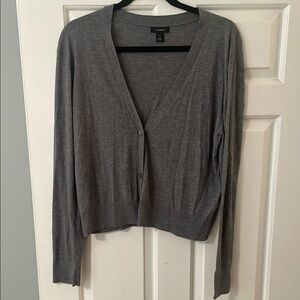 Halogen Gray Cardigan Sweater V-Neck Lightweight EUC